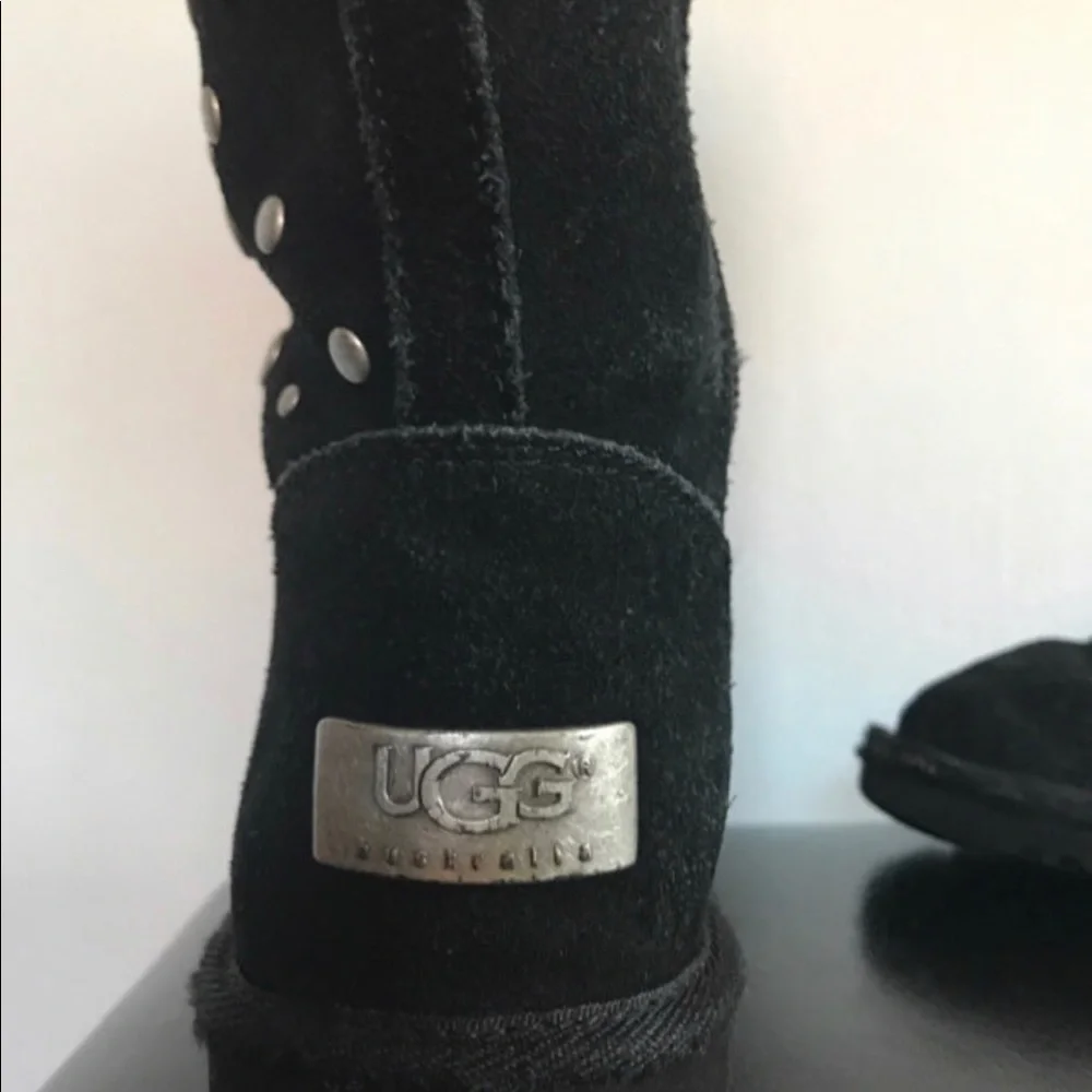 Uggs shearling and suede With Zipper And Studs Girls Size 10 - Picture 2 of 5